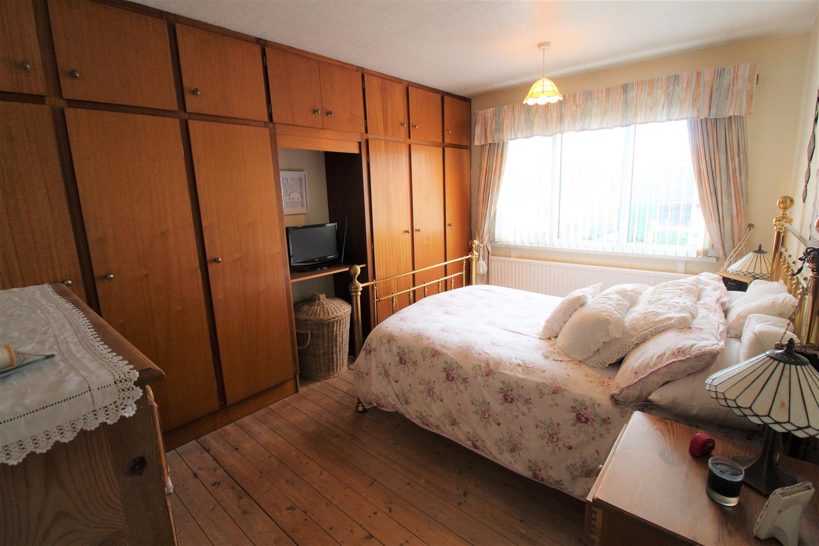 Wallis Way, Baddeley Green, Stoke-On-Trent
